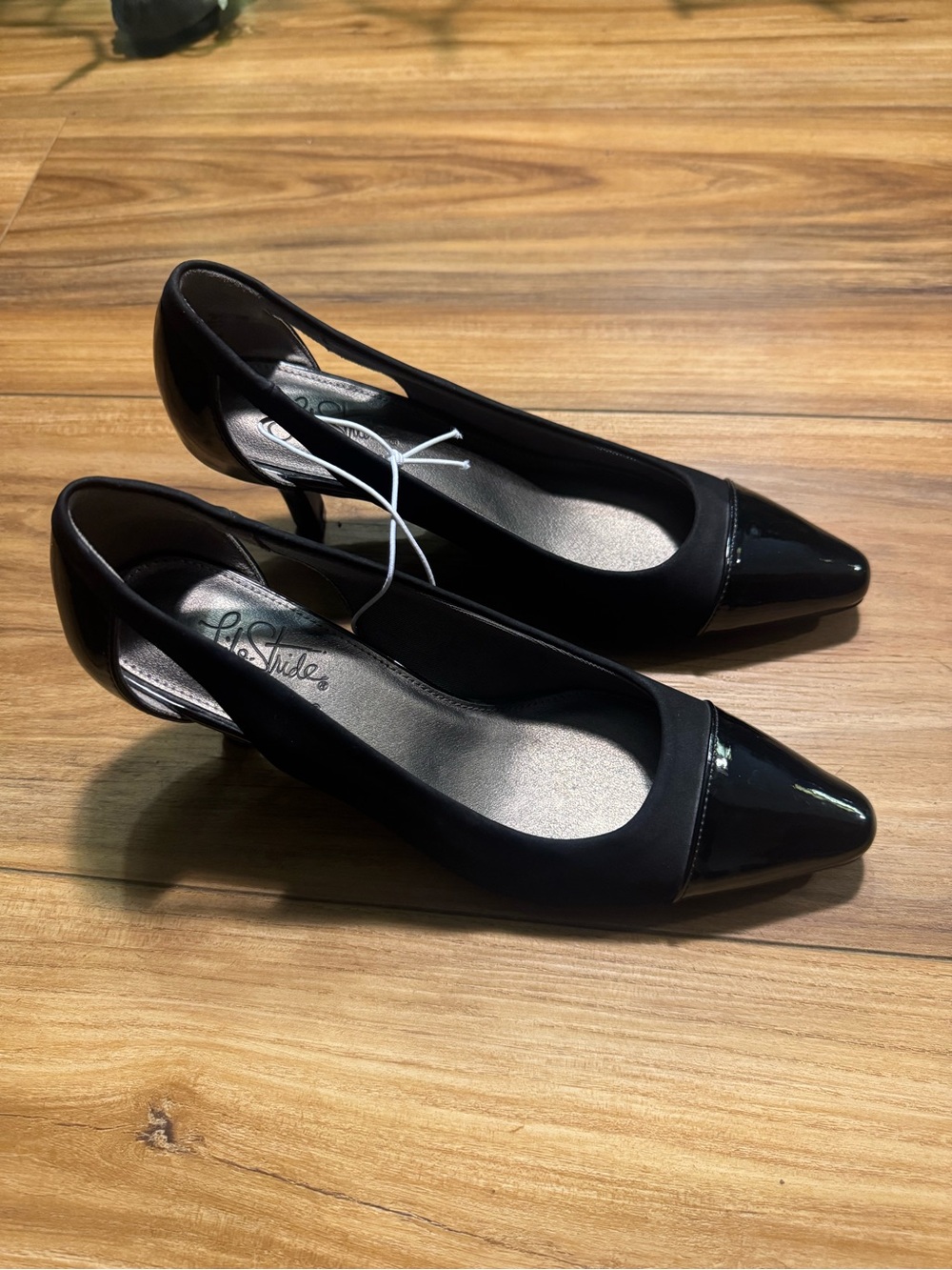 Life Stride Black Patent and Matte Pointed Toe Low Heel Pumps
